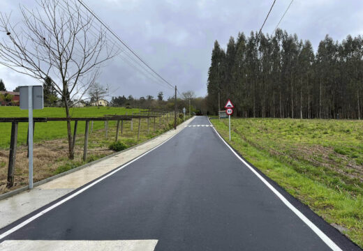 Boqueixón remata as obras de mellora da estrada que une as aldeas da Moa e A Pena, na que investiu máis de 145.000 euros